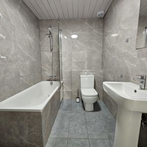 BATHROOM- click for photo gallery